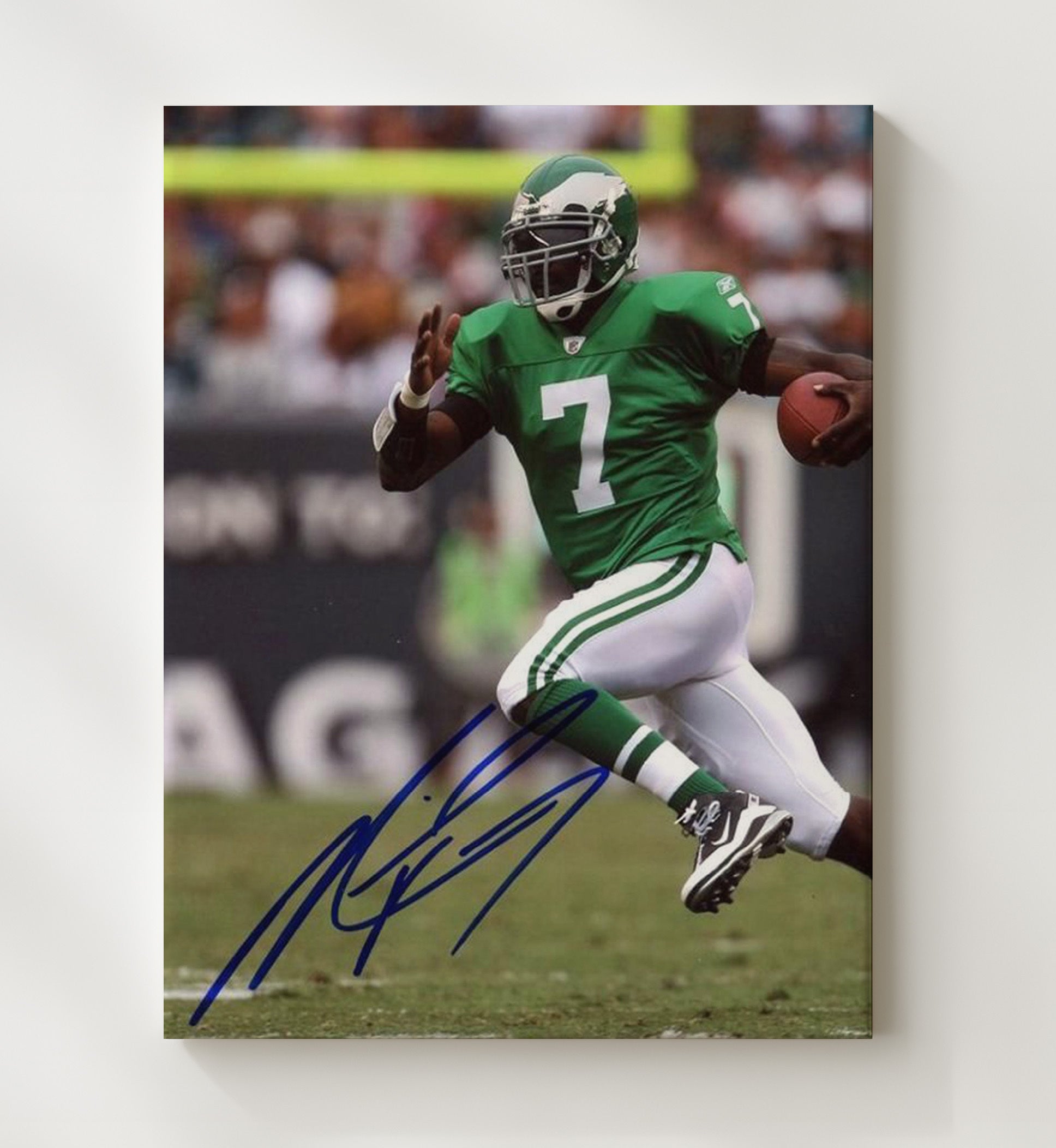 Michael Vick - Philadelphia Football Quarterback Scramble Run Vintage Football Wall Art - 20x24 Canvas football decor