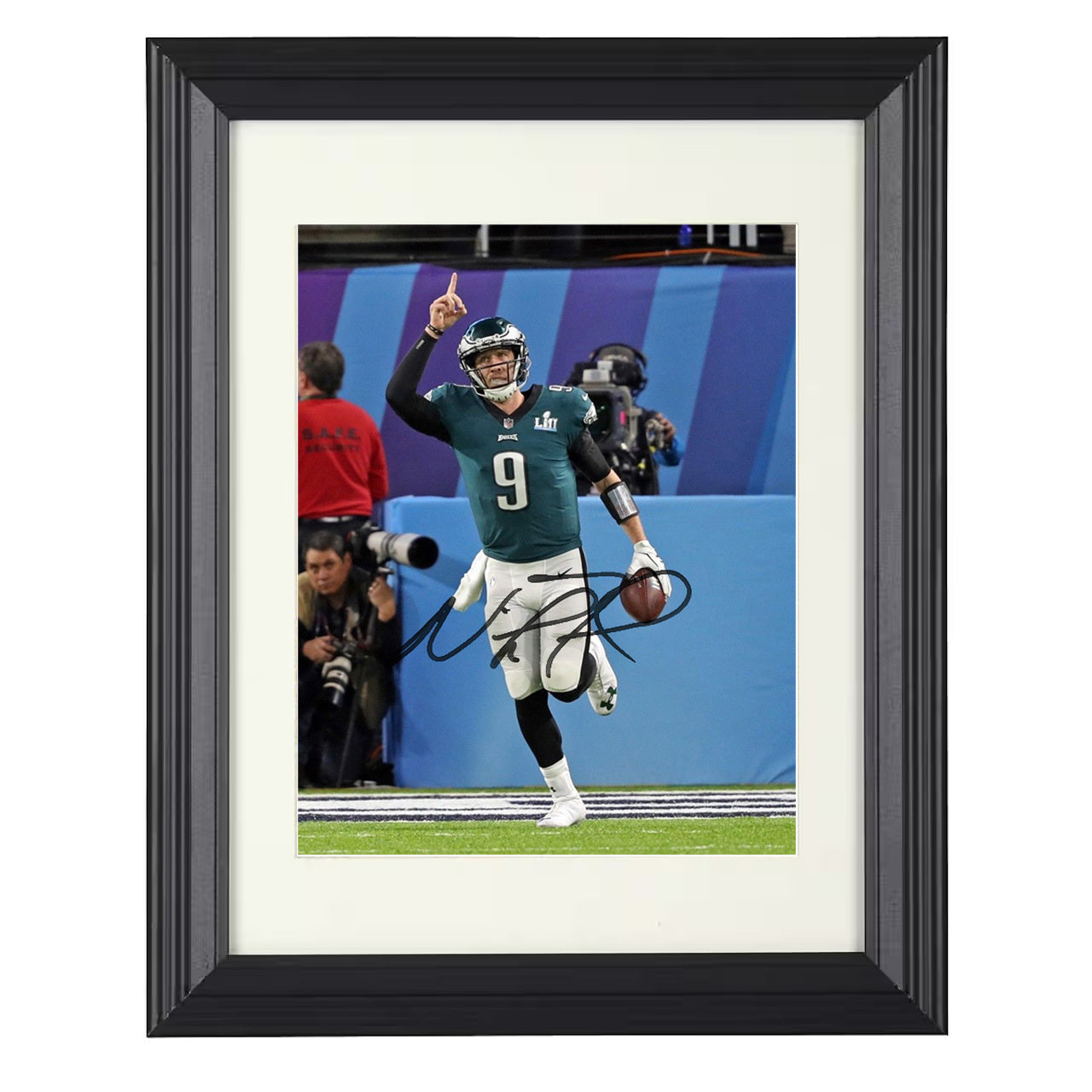 Nick Foles – Philadelphia Super Bowl LII TD Celebration 2018 – 8x10 black beveled framed football wall art