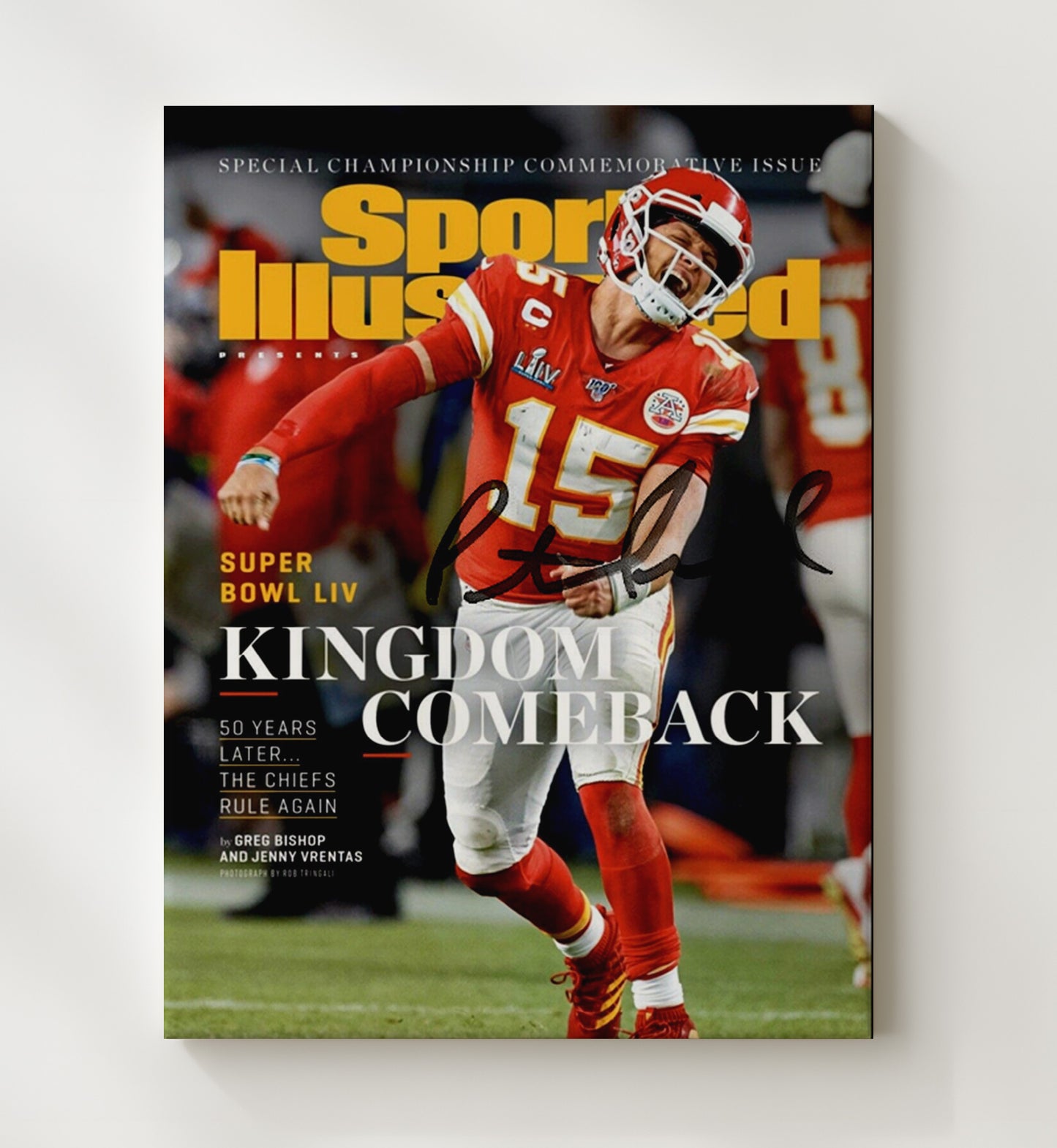 Patrick Mahomes - Kingdom Comeback Vintage Football Wall Art - 20x24 Canvas football decor