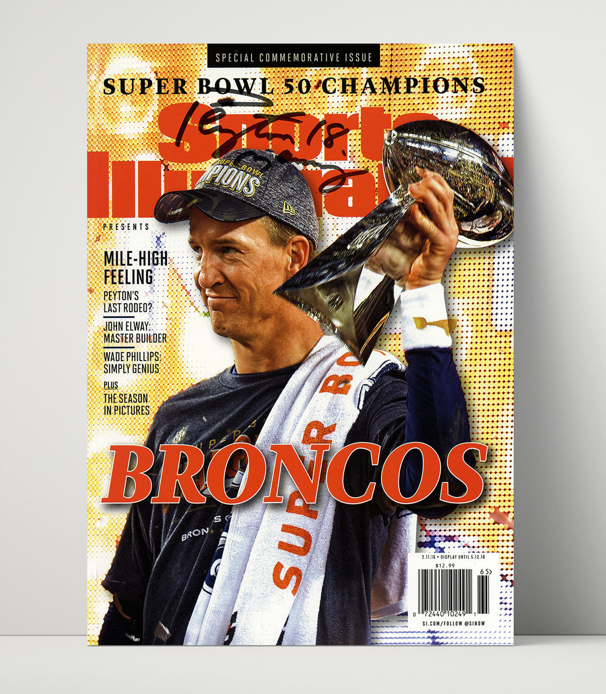 Peyton Manning - Denver football Super Bowl 50 Champions Commemorative 2016 SI Cover football wall art 16x20 Unframed Print