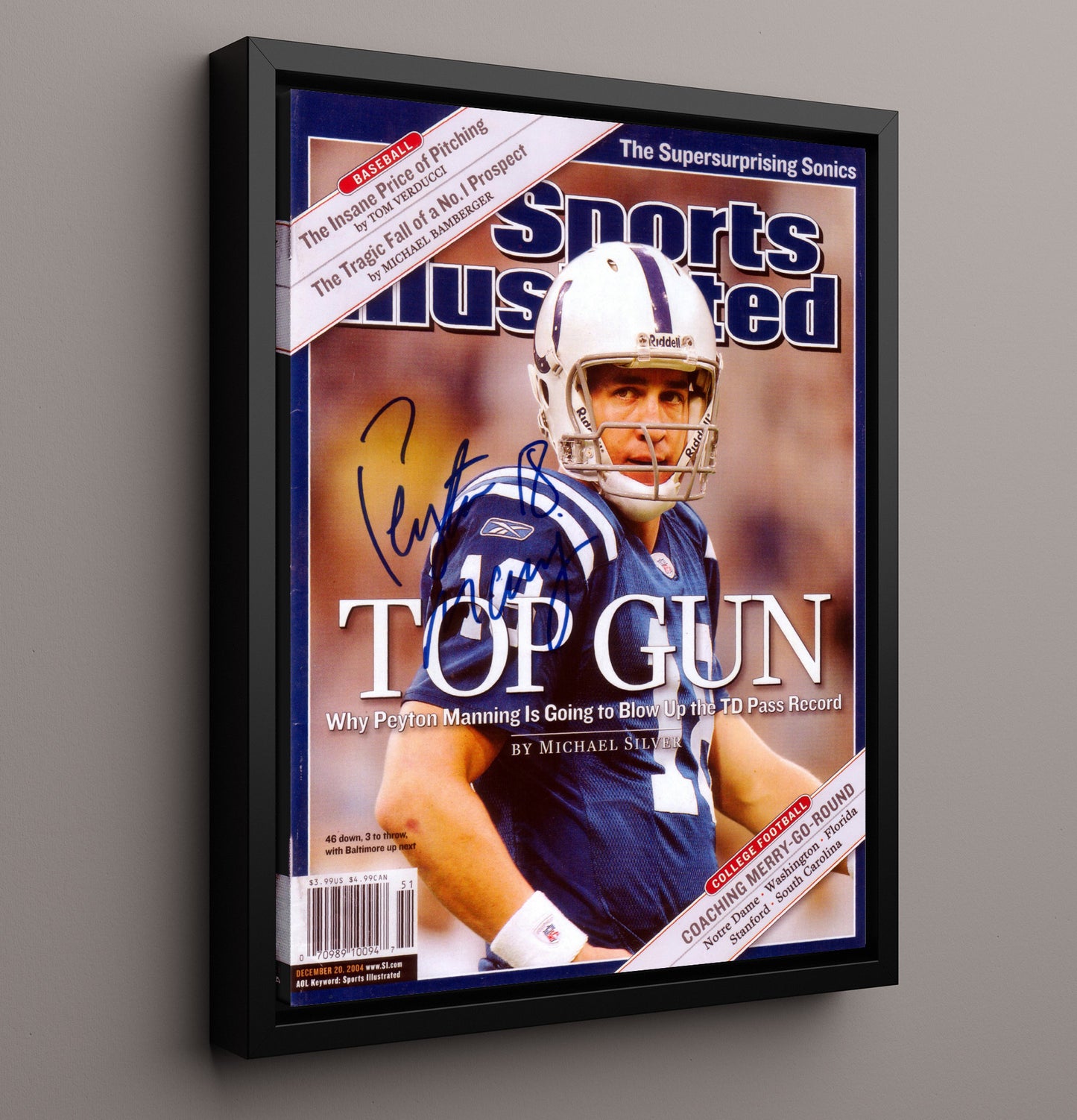Peyton Manning - Indianapolis football Quarterback 2004 SI Top Gun Cover football wall art 16x20 Framed Canvas