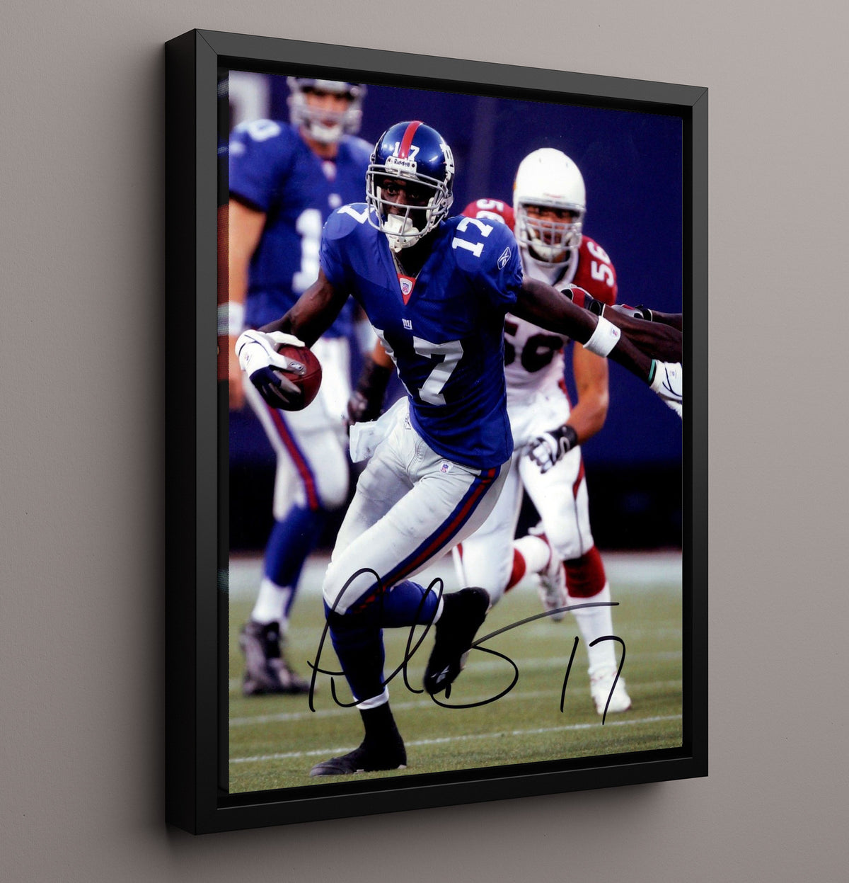 Plaxico Burress - New York football Receiver Running With Ball Open Field football wall art 16x20 Framed Canvas