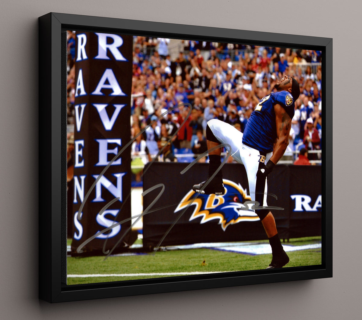 Ray Lewis - Endzone King Celebration football wall art 16x20 Framed Canvas