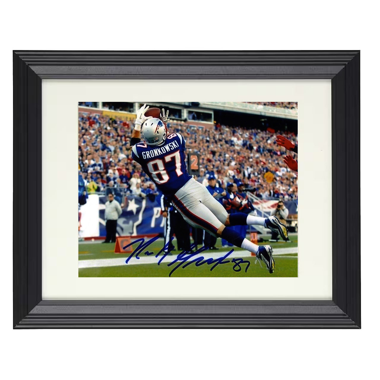 Rob Gronkowski – New England Leaping Catch – 8x10 black beveled framed football wall art