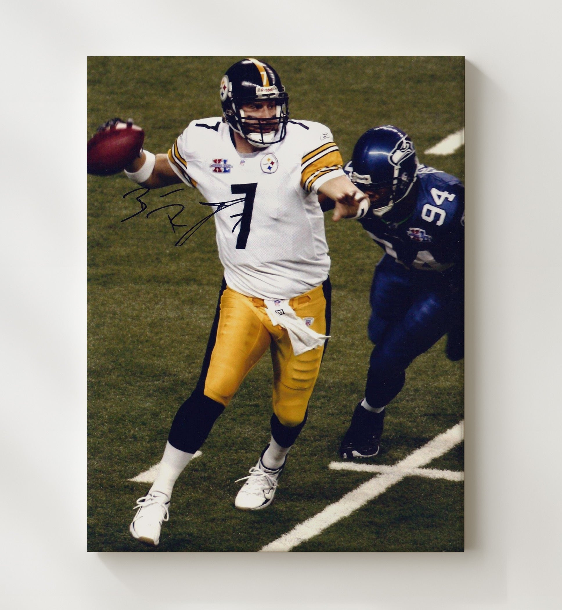 Roethlisberger - Pittsburgh Football Quarterback Passing Play Football Wall Art - football wall art print