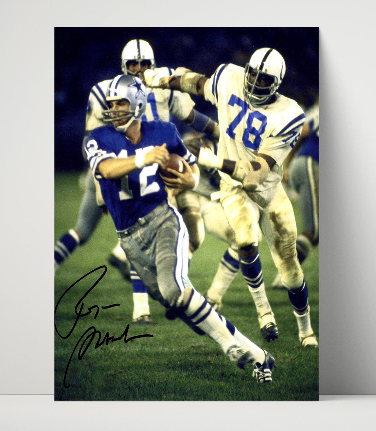 Roger Staubach - Dallas Football Quarterback Passing Play football wall art 16x20 Unframed Print