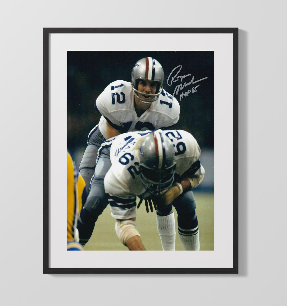 Roger Staubach - Dallas football Hall Of Fame QB Under Center football wall art 16x20 Gallery Frame