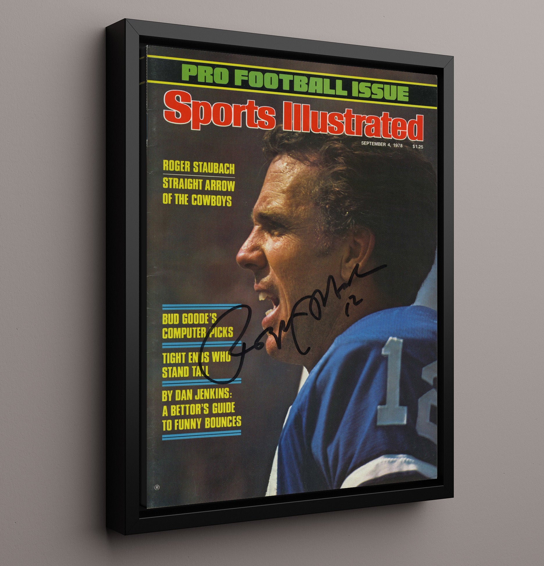 Roger Staubach - Dallas Football QB 1978 SI Cover Profile Pro Football Issue Football Wall Art - football wall art print
