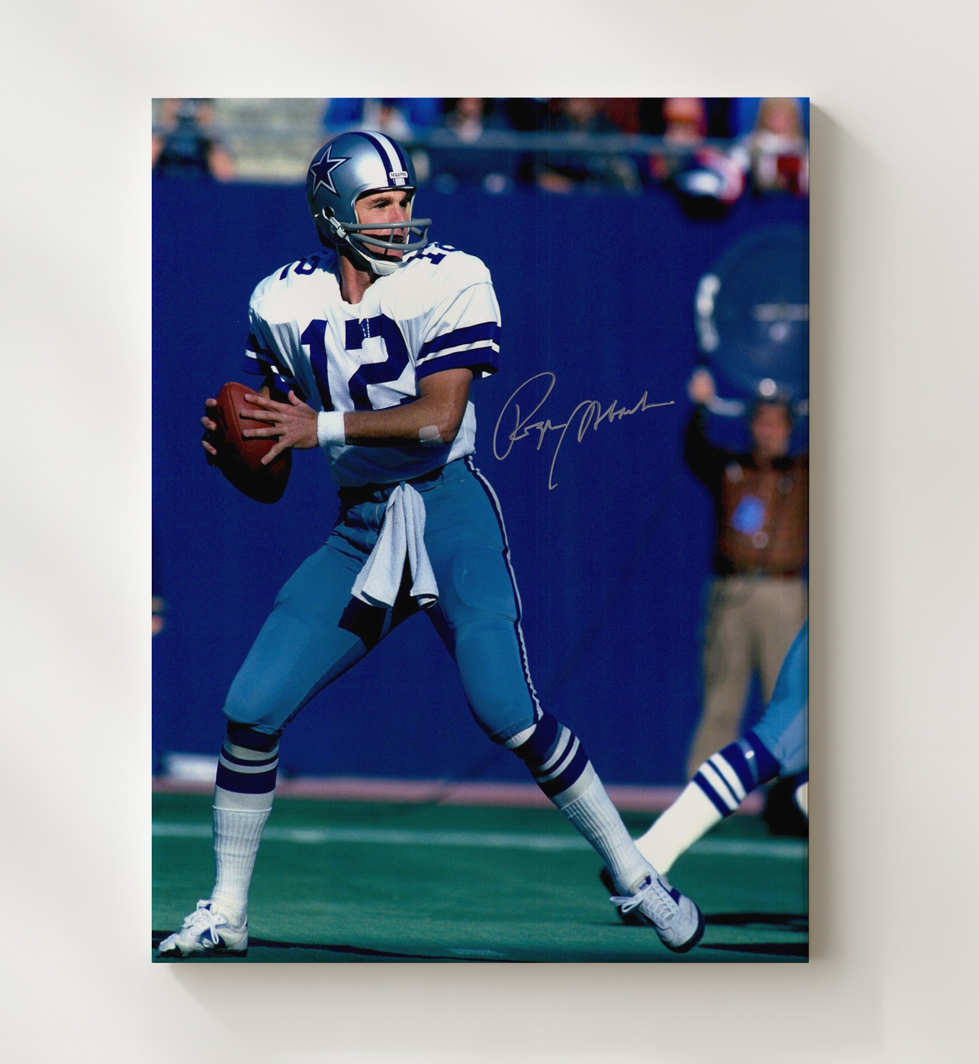 Roger Staubach - Navy and Silver Pride football wall art 20x24 Canvas