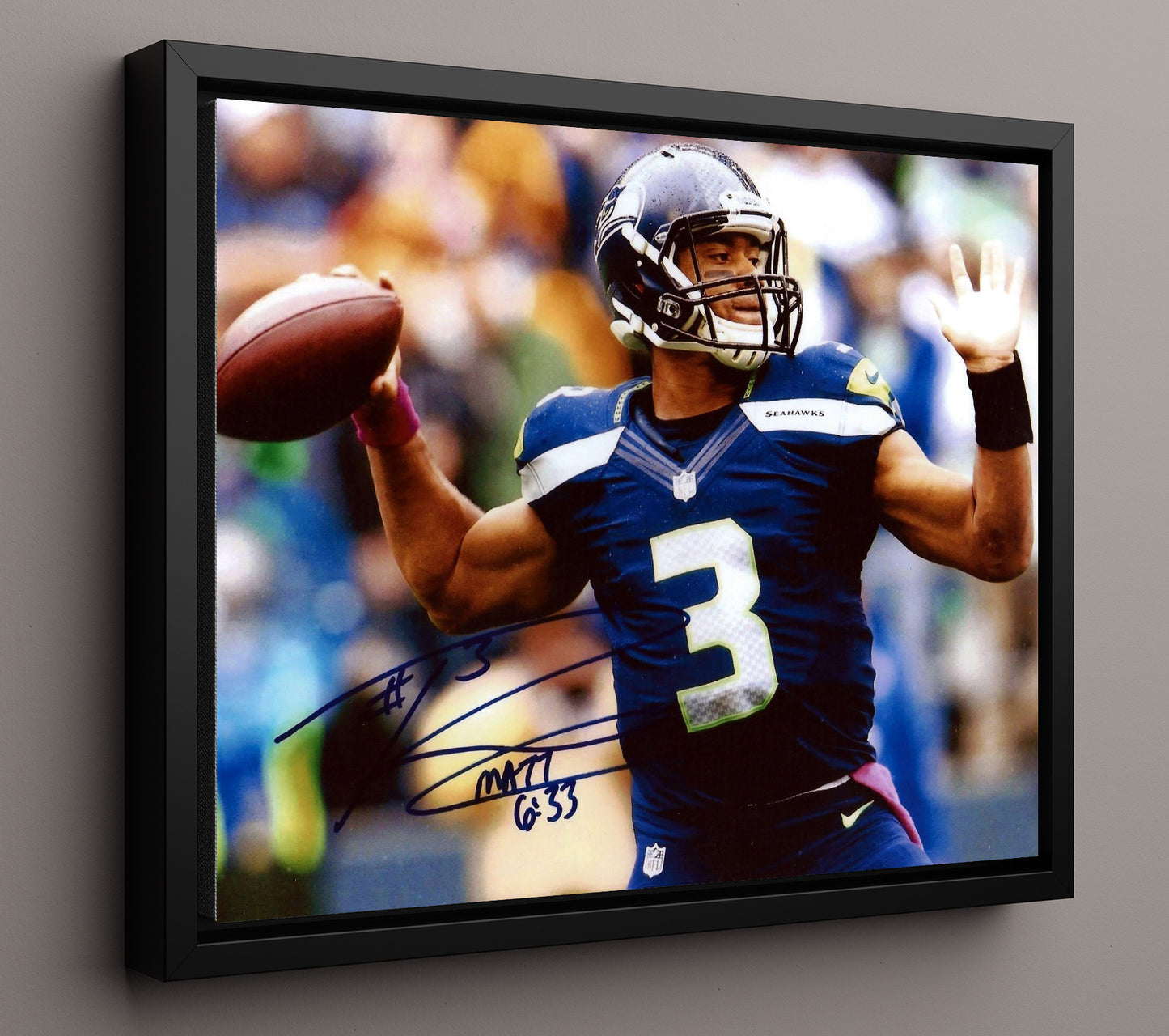 Russell Wilson Seahawks - Dangerruss in Action Football Wall Art - football wall art print