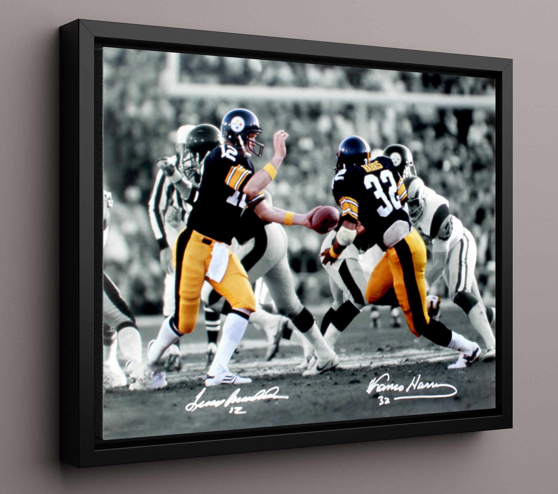 Terry Bradshaw and Franco Harris - Pittsburgh Football Handoff Classic Play football wall art 16x20 Framed Canvas