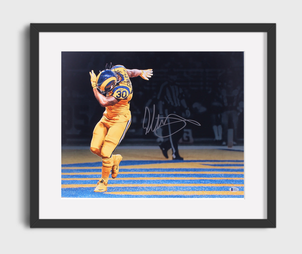 Todd Gurley - Los Angeles Football Dabbing Celebration football wall art 16x20 Gallery Frame