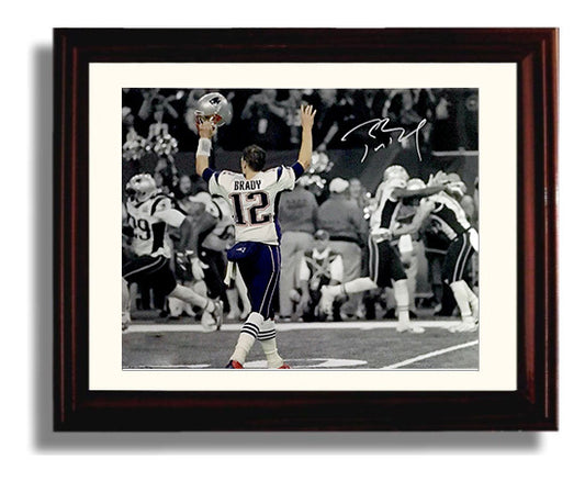Tom Brady - New England Football Super Bowl LI Touchdown Celebration 2017 football wall art 8x10 Beveled Frame