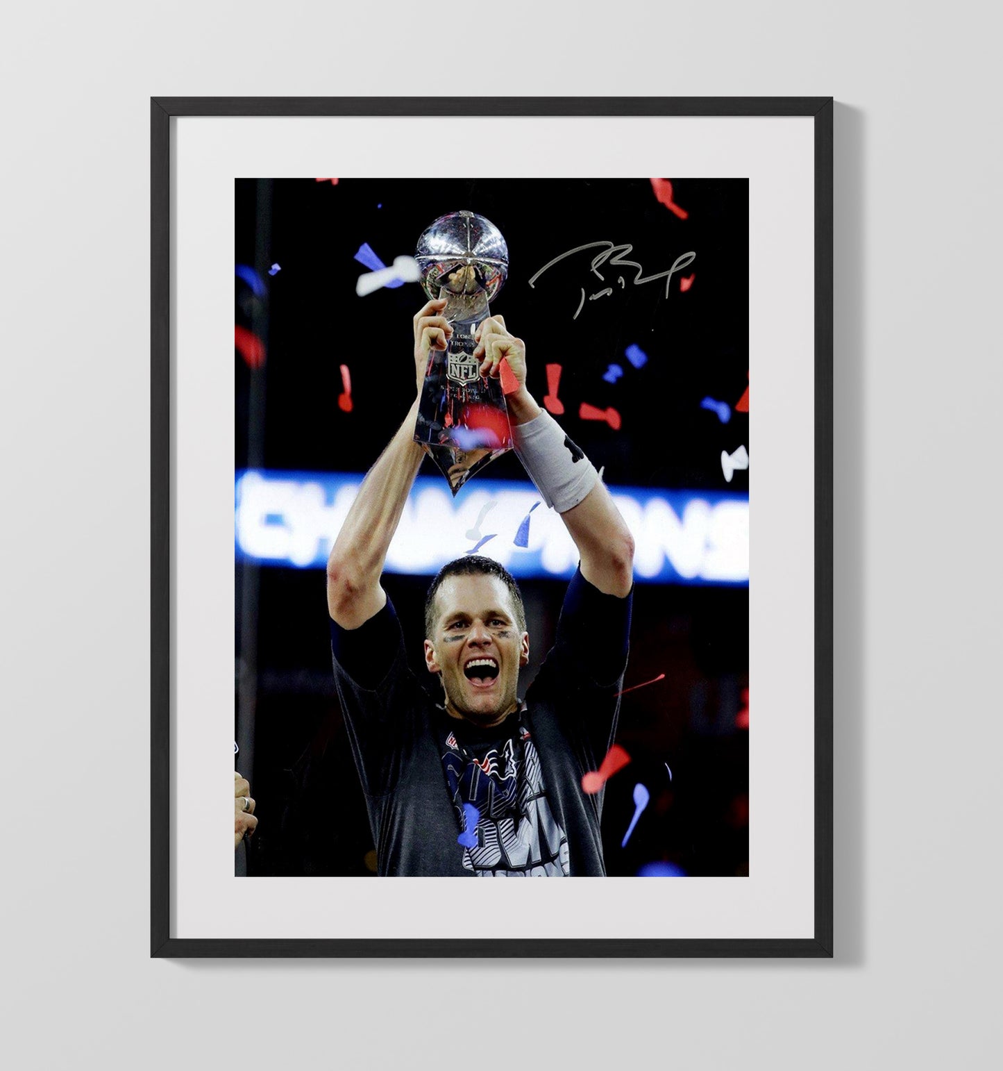 Tom Brady - New England football Super Bowl LI Trophy Celebration 2017 football wall art 16x20 Gallery Frame
