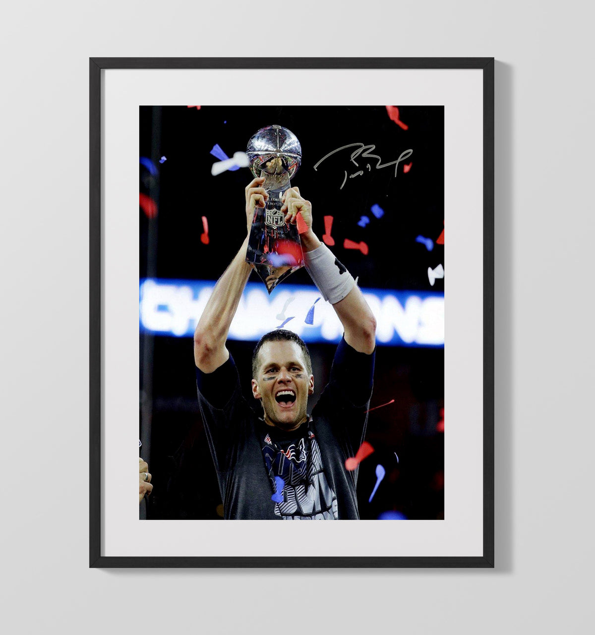 Tom Brady - New England football Super Bowl LI Trophy Celebration 2017 football wall art 16x20 Gallery Frame