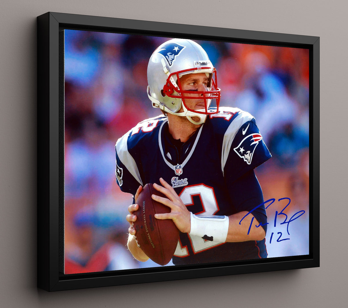 Tom Brady Patriots - QB Legend football wall art 16x20 Framed Canvas