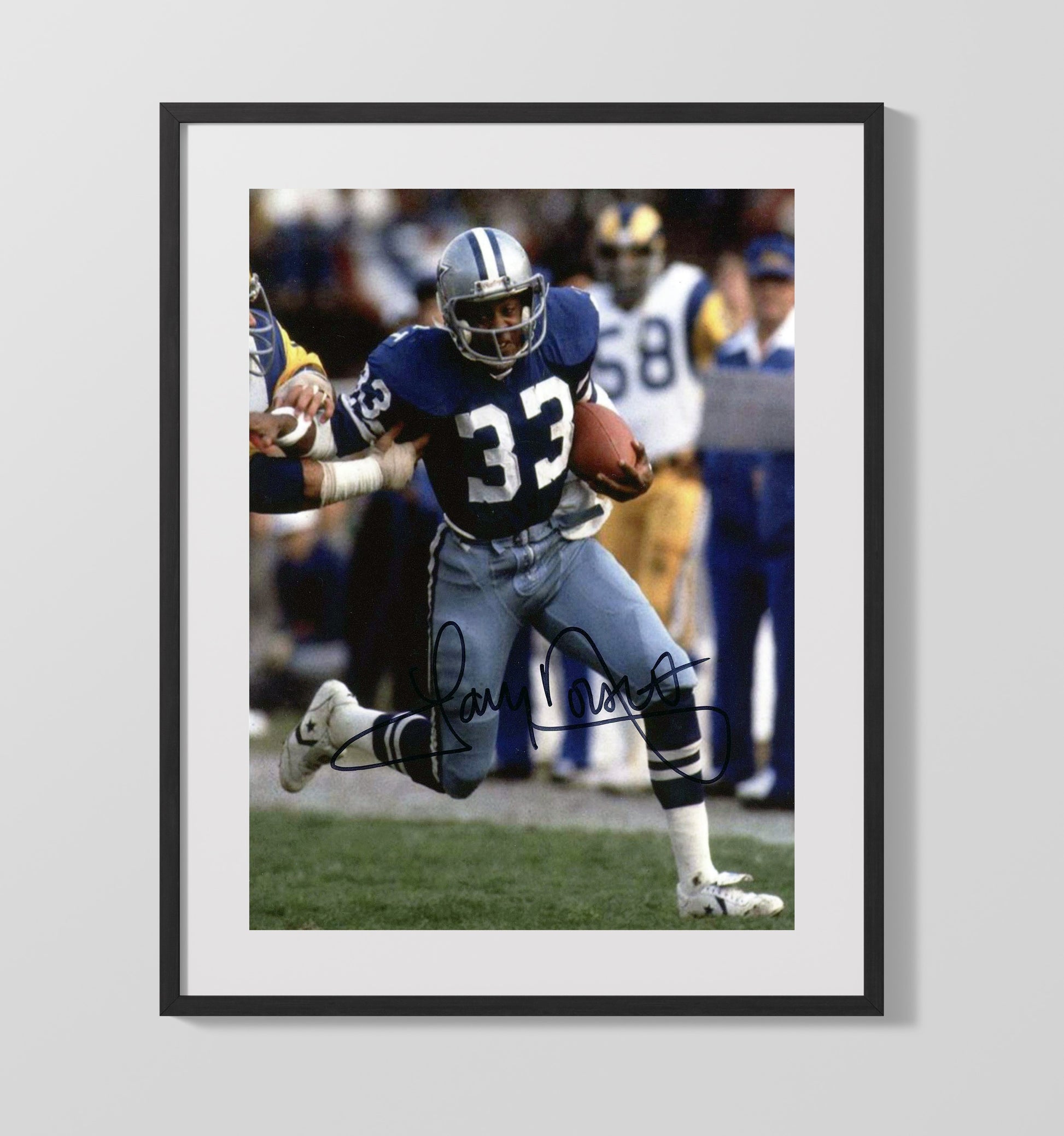Tony Dorsett - Cowboy Glide football wall art 16x20 Gallery Frame