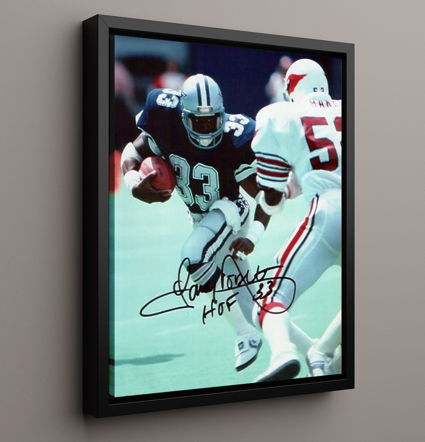 Tony Dorsett - Dallas football Running Back Versus Arizona football Defender football wall art 16x20 Framed Canvas