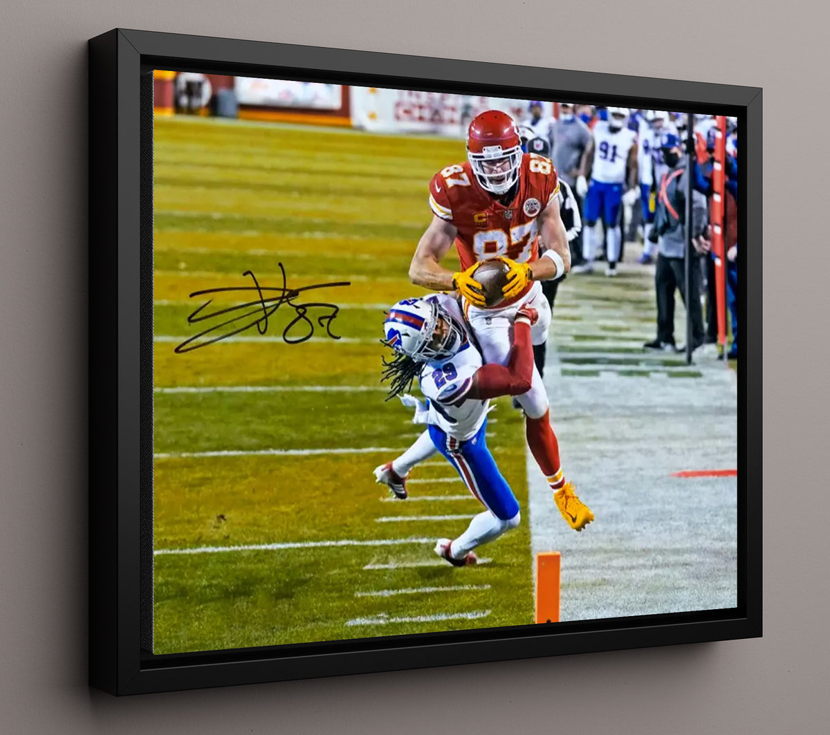 Travis Kelce - Endzone Flight football wall art 16x20 Framed Canvas