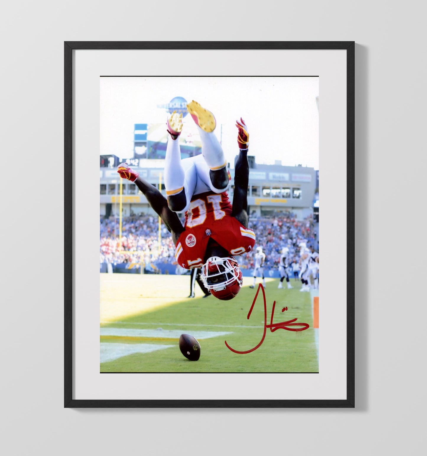 Tyreek Hill - Kansas City football Receiver Touchdown Backflip Celebration football wall art 16x20 Gallery Frame