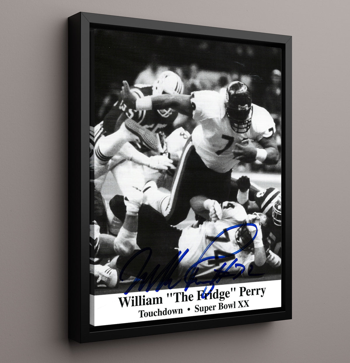 William Perry - Chicago football Super Bowl XX Touchdown 1986 football wall art 16x20 Framed Canvas
