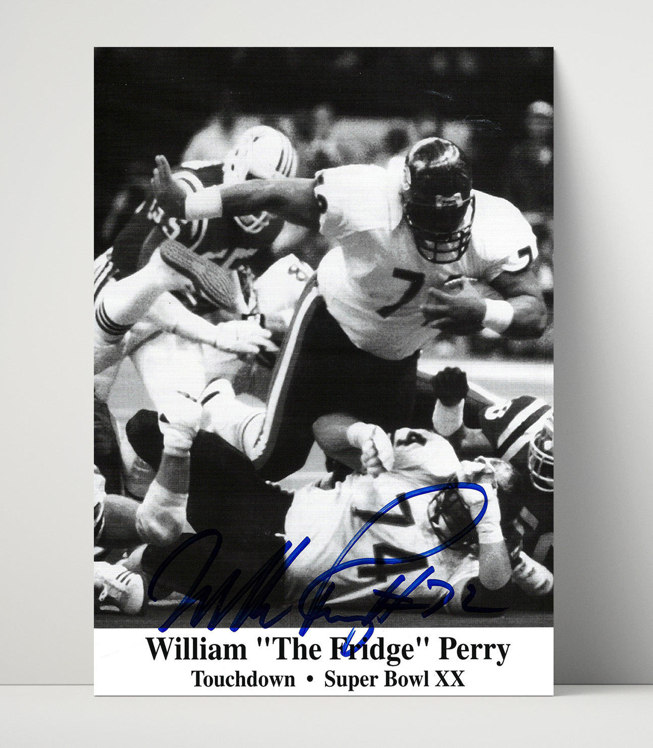 William Perry - Chicago football Super Bowl XX Touchdown 1986 football wall art 16x20 Unframed Print