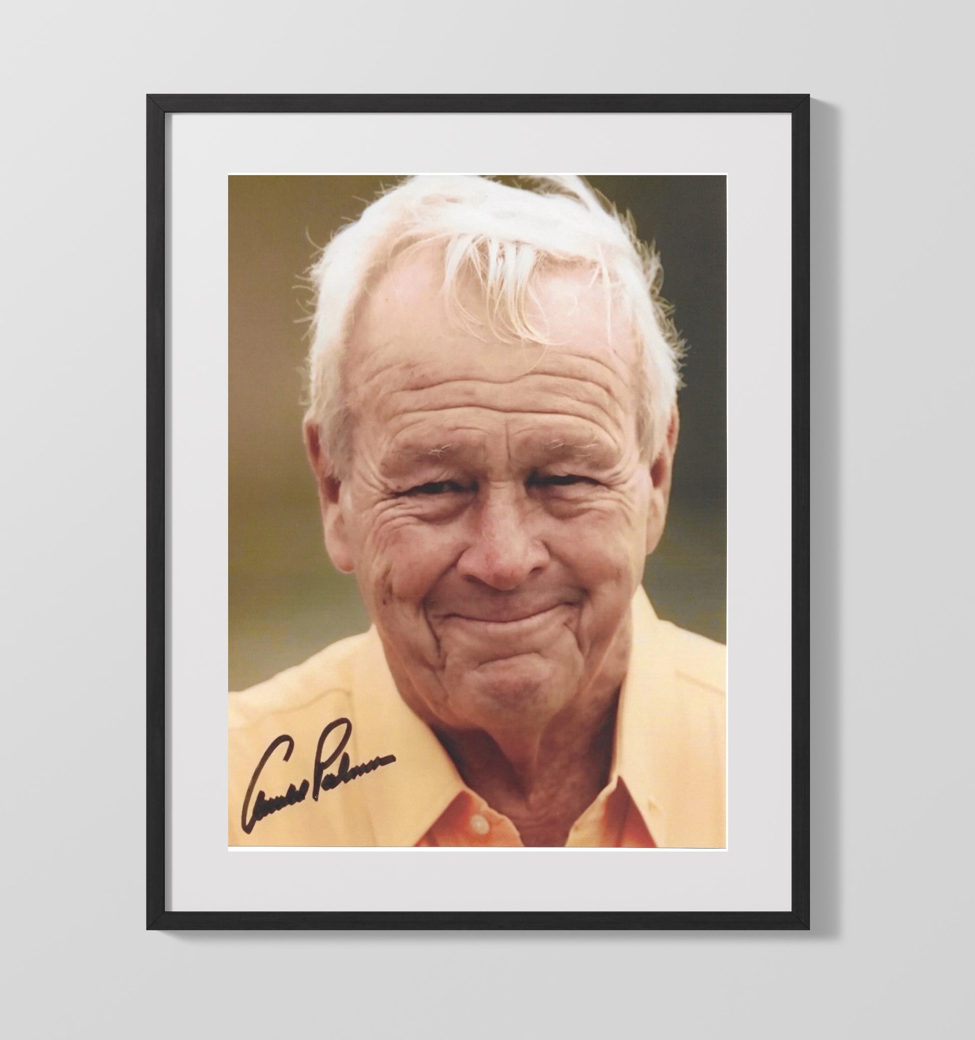 Arnold Palmer - Legendary Close-Up golf wall art 16x20 Gallery Frame