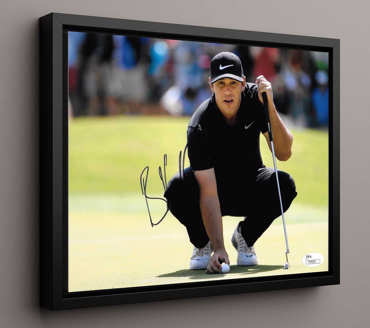 Brooks Koepka - Major Green Read golf wall art 16x20 Framed Canvas