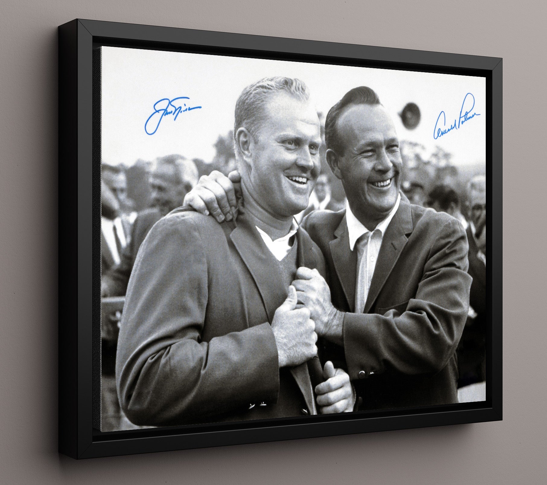 Jack Nicklaus and Arnold Palmer - Historic Champions Embrace golf wall art 16x20 Framed Canvas