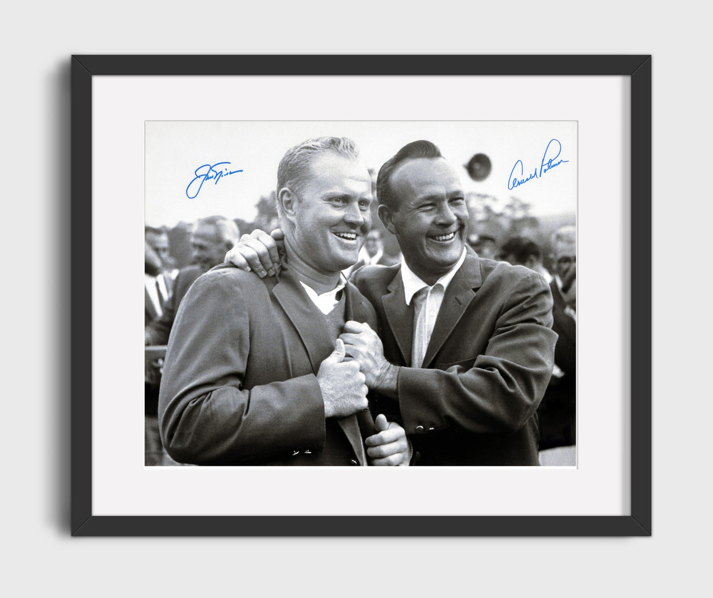 Jack Nicklaus and Arnold Palmer - Historic Champions Embrace golf wall art 16x20 Gallery Frame