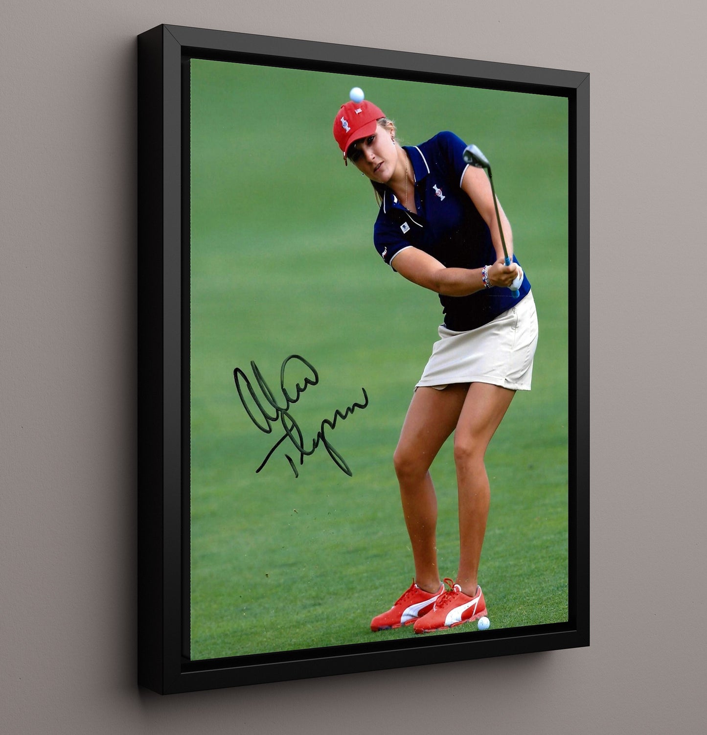 Lexi Thompson - Approach Shot Focus golf wall art 16x20 Framed Canvas