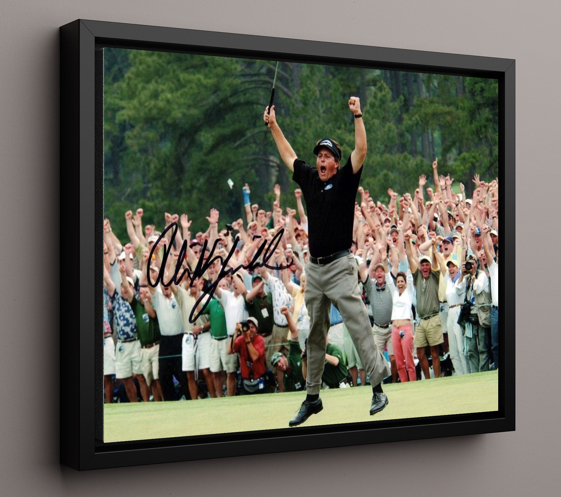 Phil Mickelson - Augusta Victory Leap 2004 golf wall art 16x20 Framed Canvas