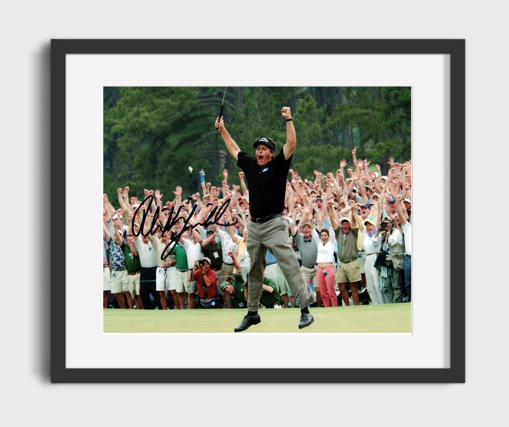 Phil Mickelson - Augusta Victory Leap 2004 golf wall art 16x20 Gallery Frame