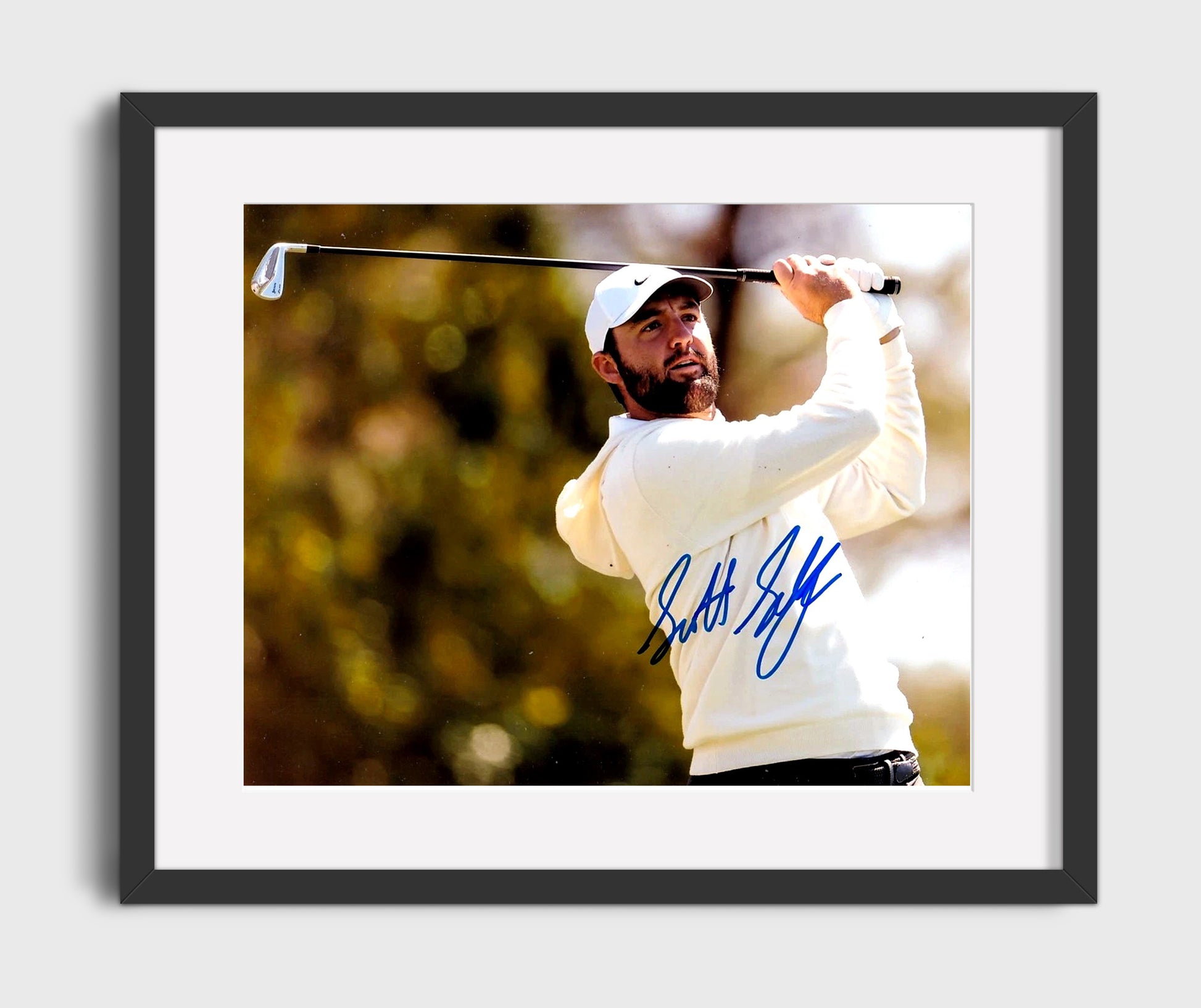 Scottie Scheffler - Augusta Champion Swing 2022 golf wall art 16x20 Gallery Frame