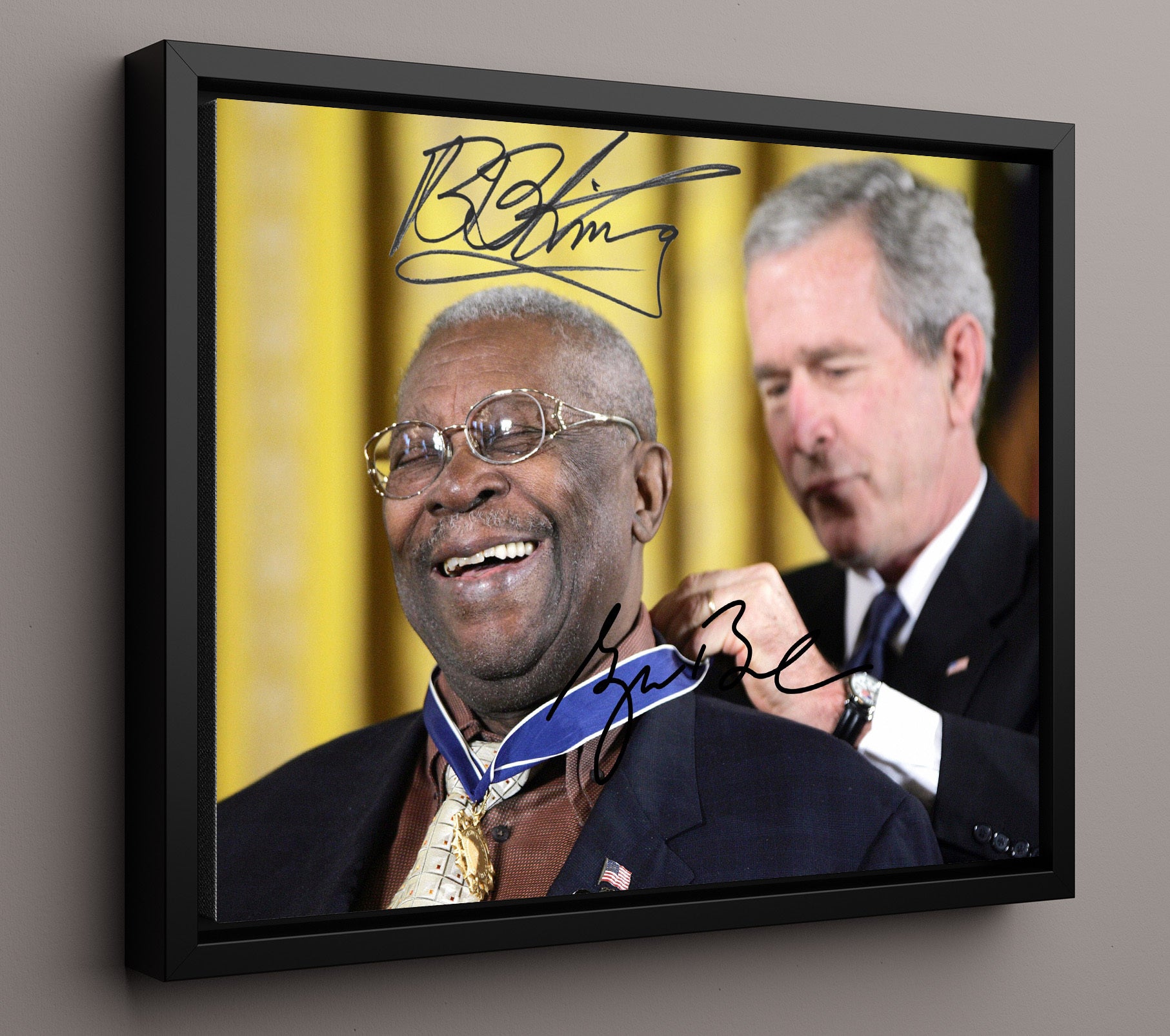 Historical - B.B. King And George W. Bush - Presidential Medal Of Freedom Ceremony 2006 - Landscape History Wall Art