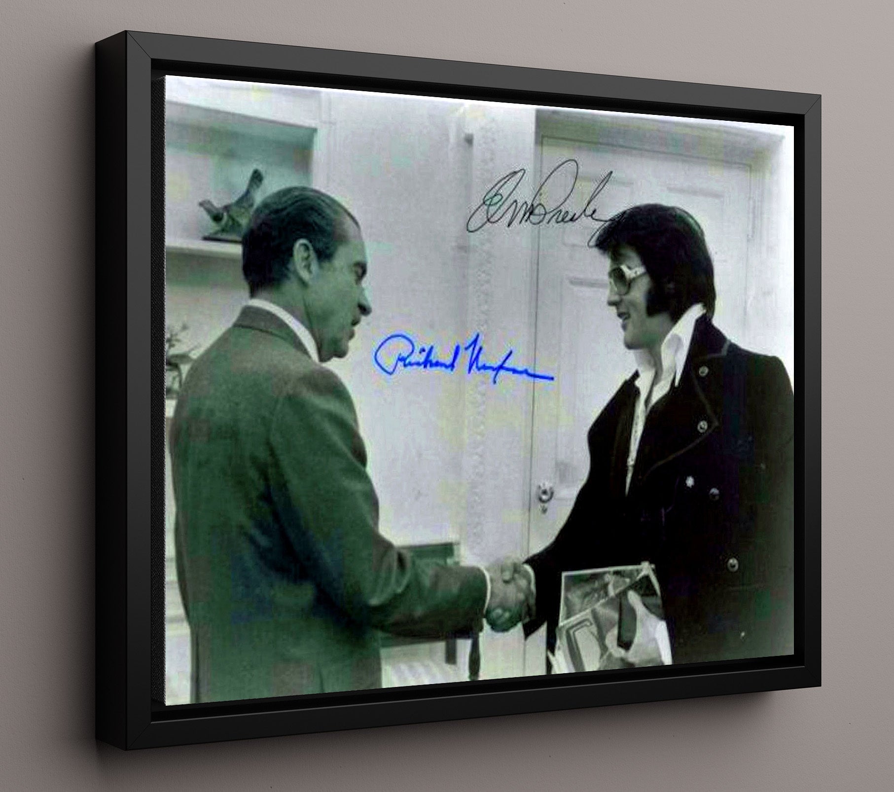 Historical - Elvis Presley And Richard Nixon - White House Handshake 1970 - Landscape History Wall Art