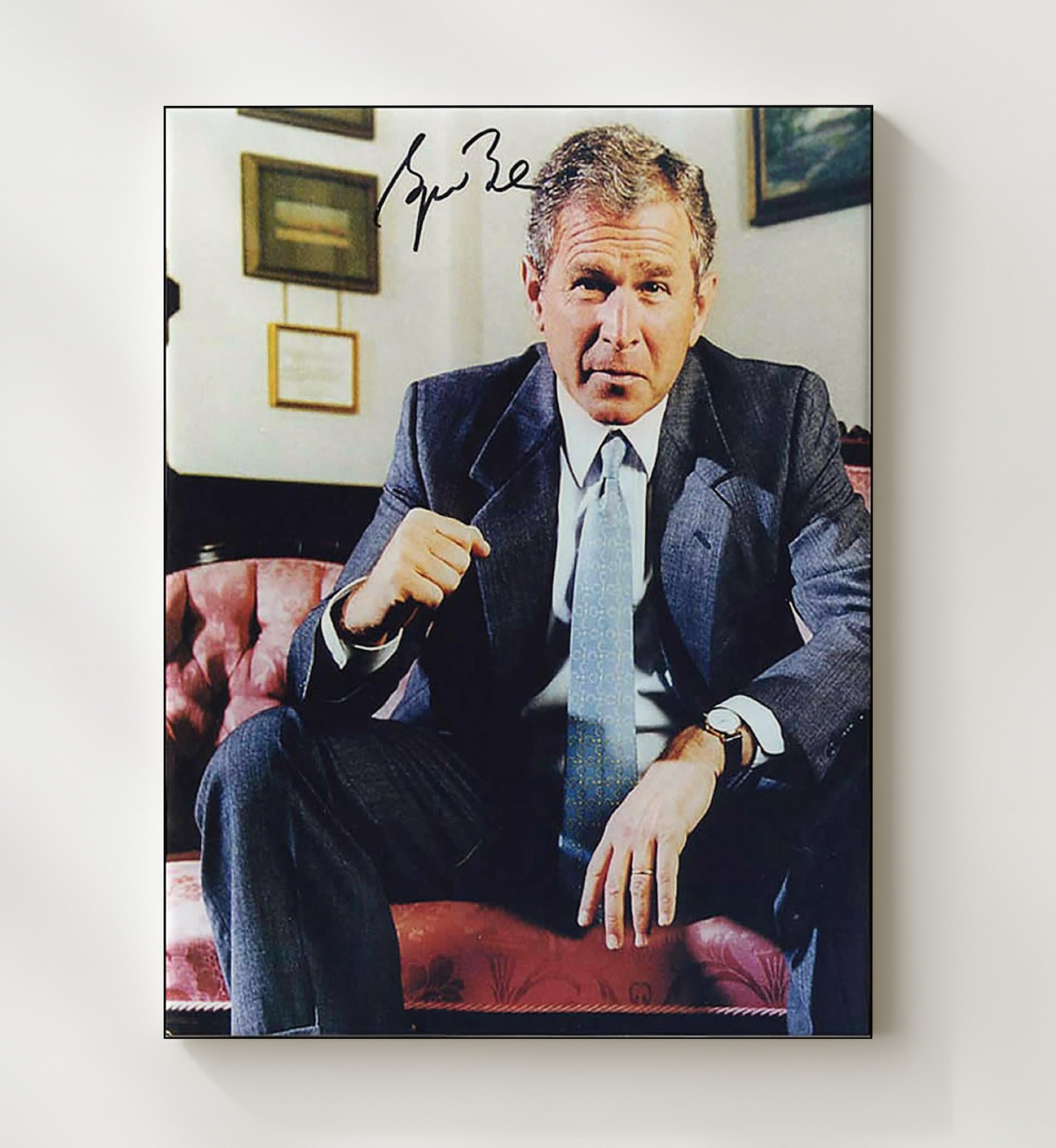 Historical - George W. Bush - Oval Office Seated Portrait 2000S History Wall Art