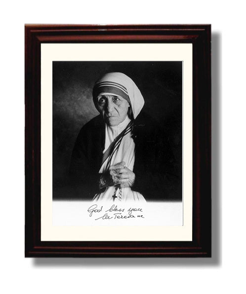 Historical - Mother Teresa - Holding Rosary Reflective Portrait History Wall Art
