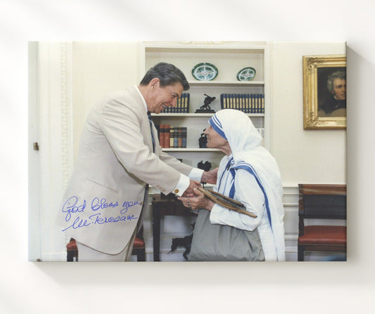 Mother Teresa and Ronald Reagan - White House Meeting 1985 8x10 Canvas history wall art