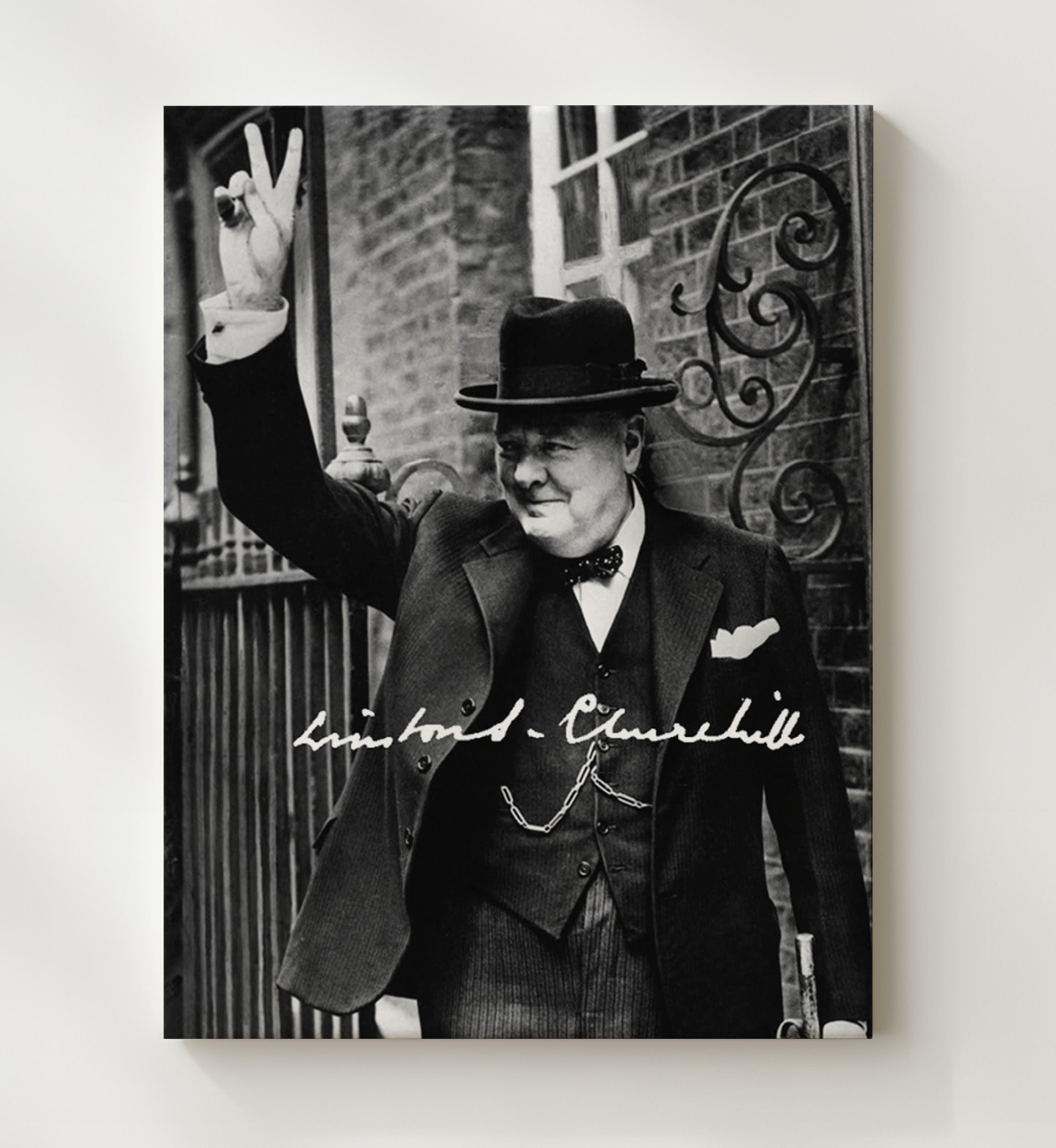 Historical - Winston Churchill - V For Victory Gesture 1940S History Wall Art