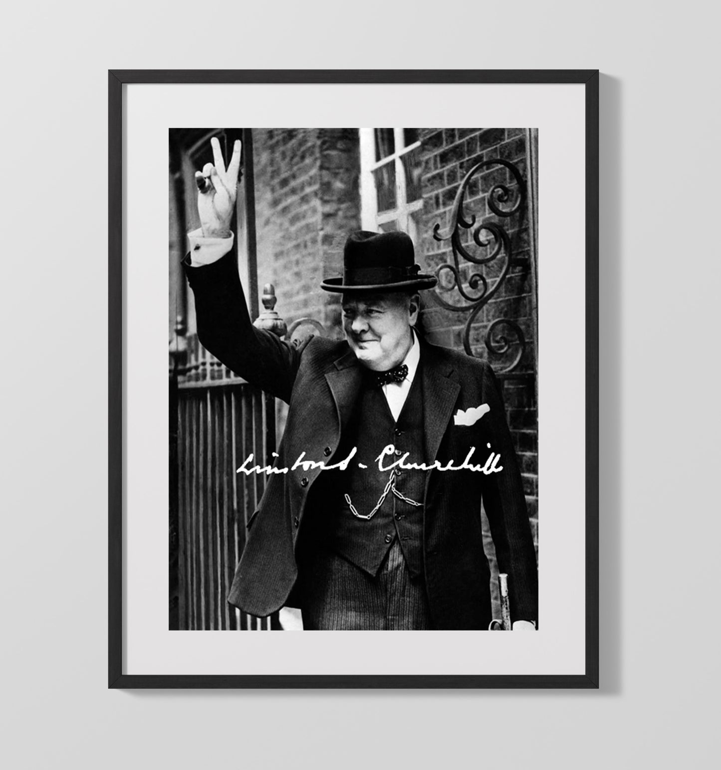 Historical - Winston Churchill - V For Victory Gesture 1940S History Wall Art