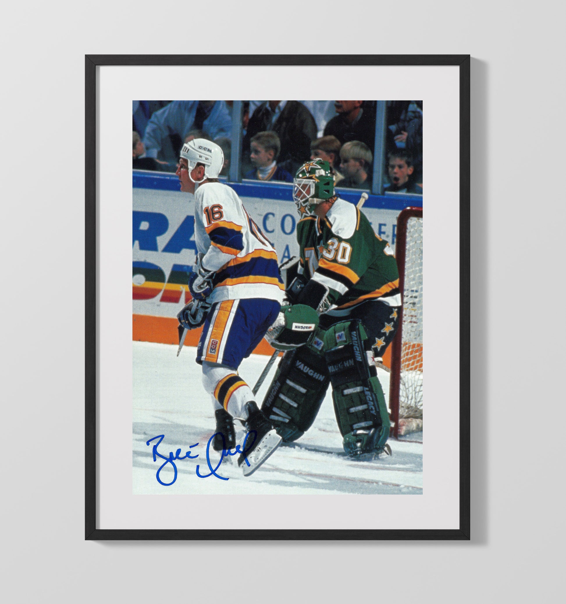 Brett Hull - St Louis Hockey Elite Goal Scorer Action Hockey Wall Art - hockey wall art print