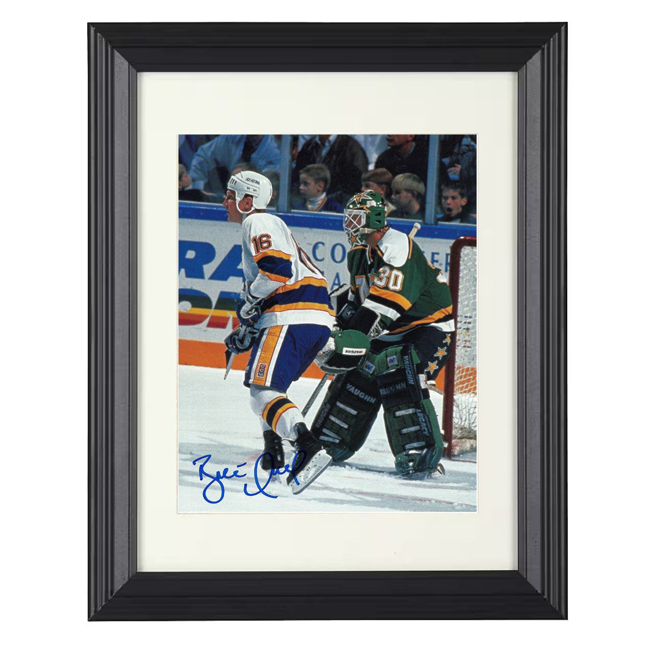 Brett Hull – St Louis Elite Goal Scorer Action 8x10 matted black framed hockey wall art