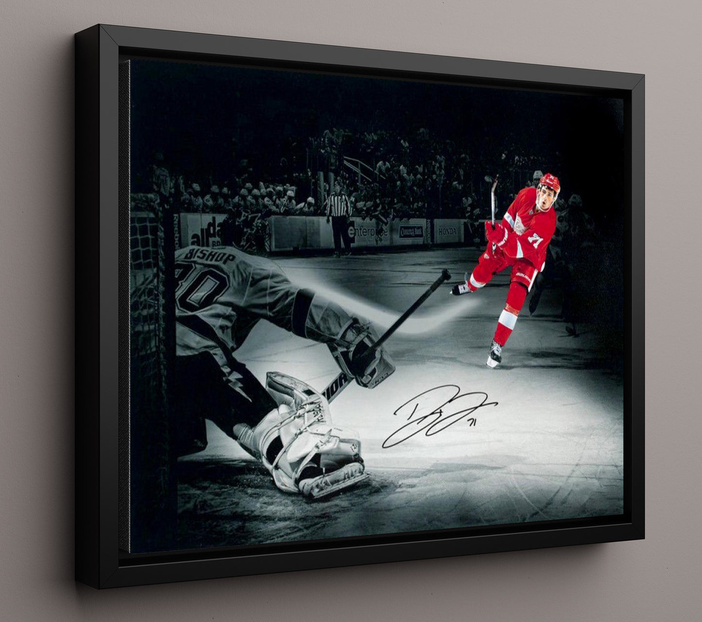 Dylan Larkin - Detroit Hockey Skating Action Hockey Wall Art - hockey wall art print