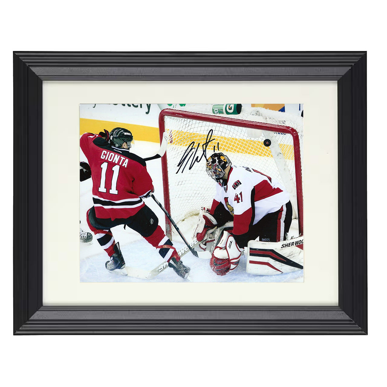 Stephen Gionta – New Jersey Goal Chance At Net 8x10 matted black framed hockey wall art
