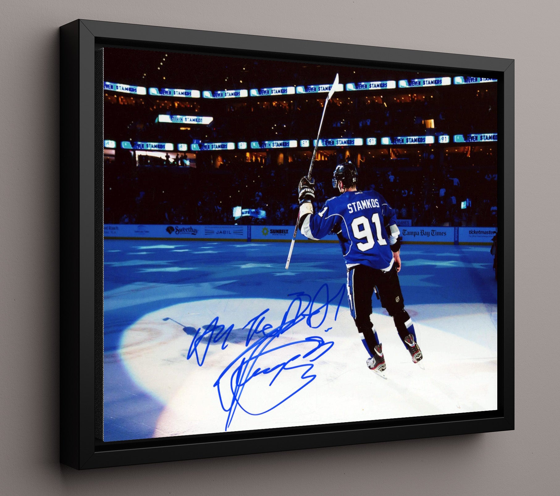 Steven Stamkos - Tampa Hockey Stick Salute to Crowd Hockey Wall Art - hockey wall art print