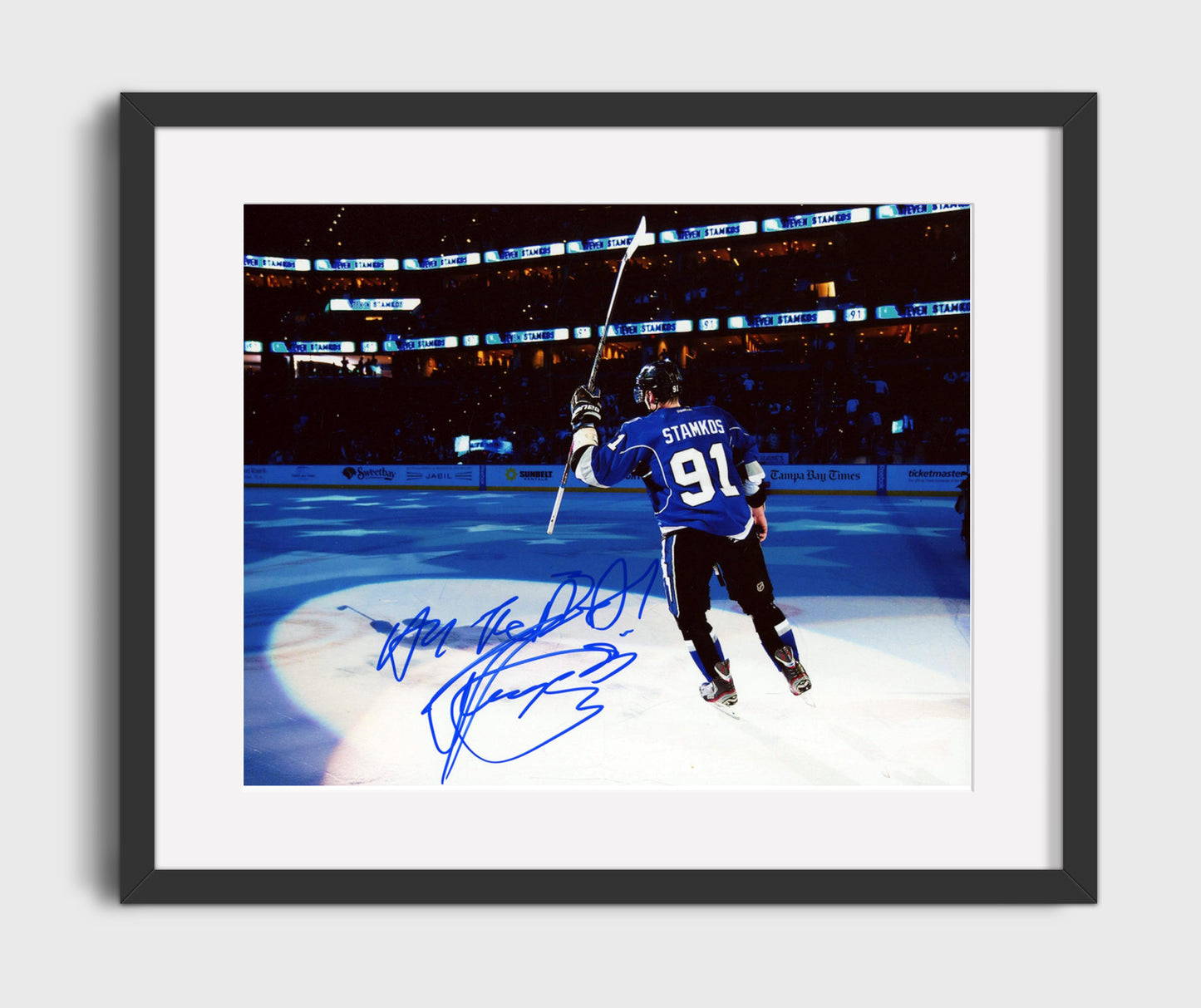 Steven Stamkos - Tampa Hockey Stick Salute to Crowd Hockey Wall Art - hockey wall art print