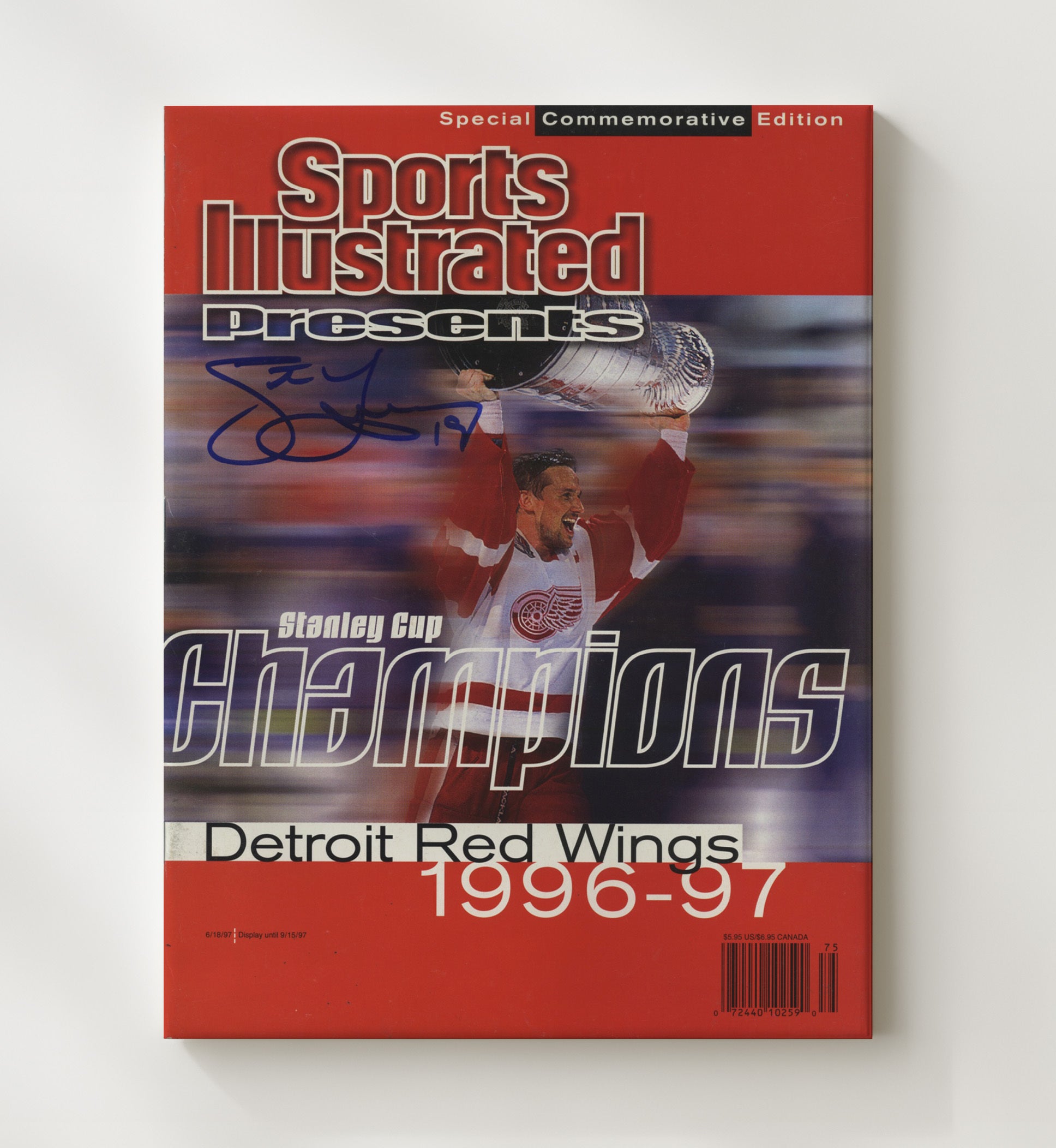 Yzerman Detroit Hockey Stanley Cup Si Cover 1996 Hockey Wall Art - hockey wall art print