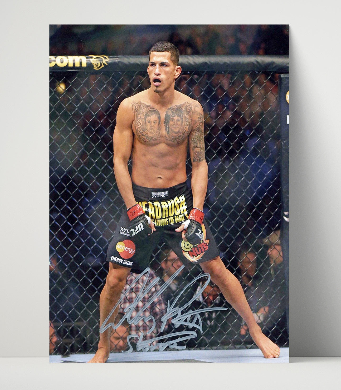 Anthony Pettis - Cage Ready Stance MMA Wall Art 16x20 Unframed Print wall art print – MMA Wall Art decor