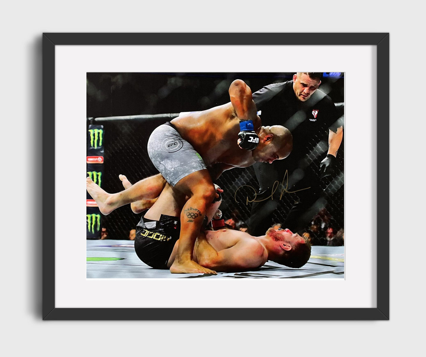 Daniel Cormier - Ground and Pound Finish MMA Wall Art 16x20 Gallery Frame wall art print – MMA Wall Art decor